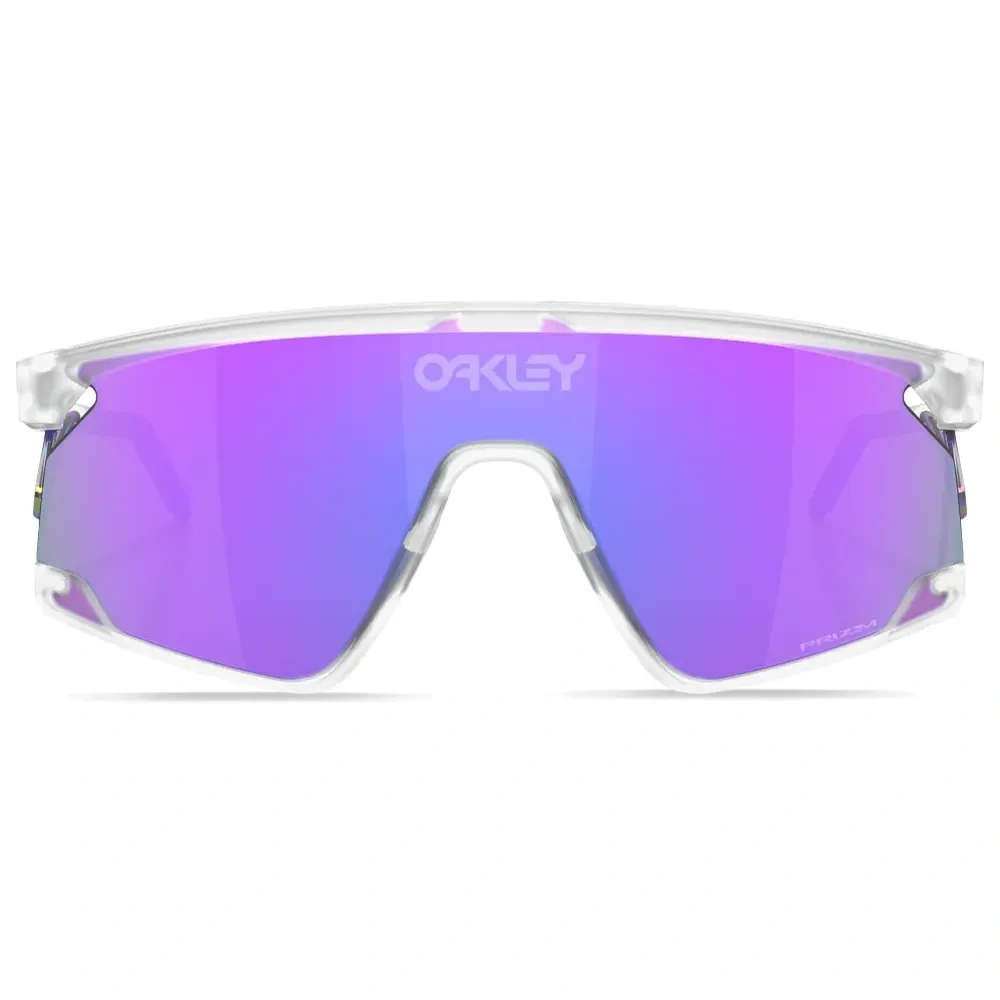 Солнцезащитные очки BXTR с зеркальными линзами Солнцезащитные очки BXTR с зеркальными линзами