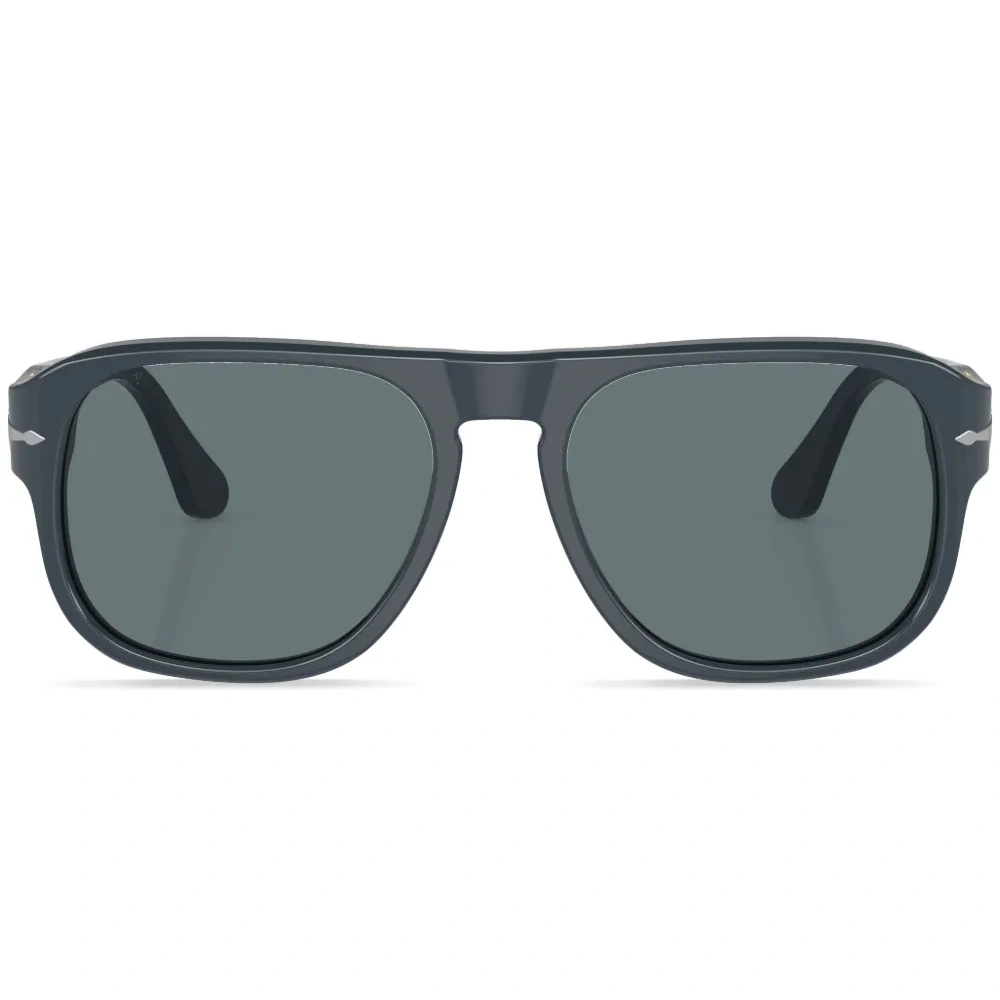 Солнцезащитные очки в круглой оправе