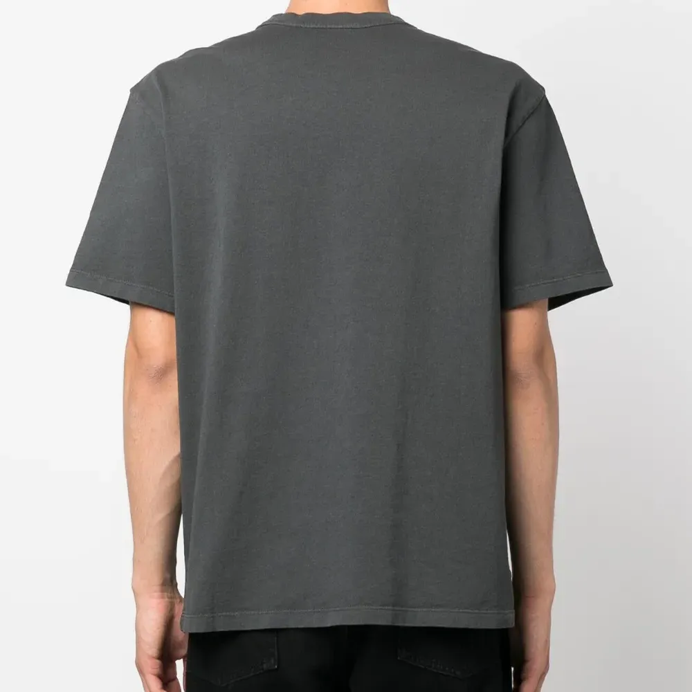 Футболка с вышитым логотипом