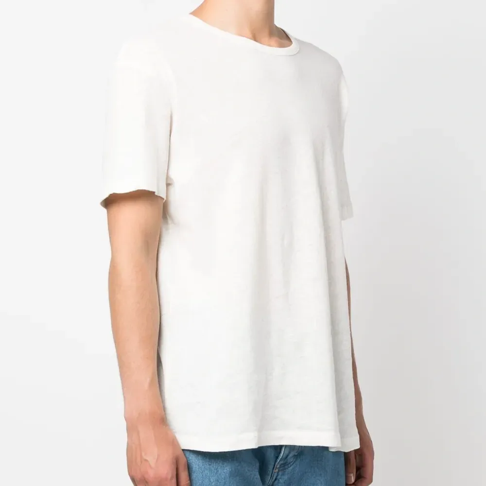 Футболка с круглым вырезом