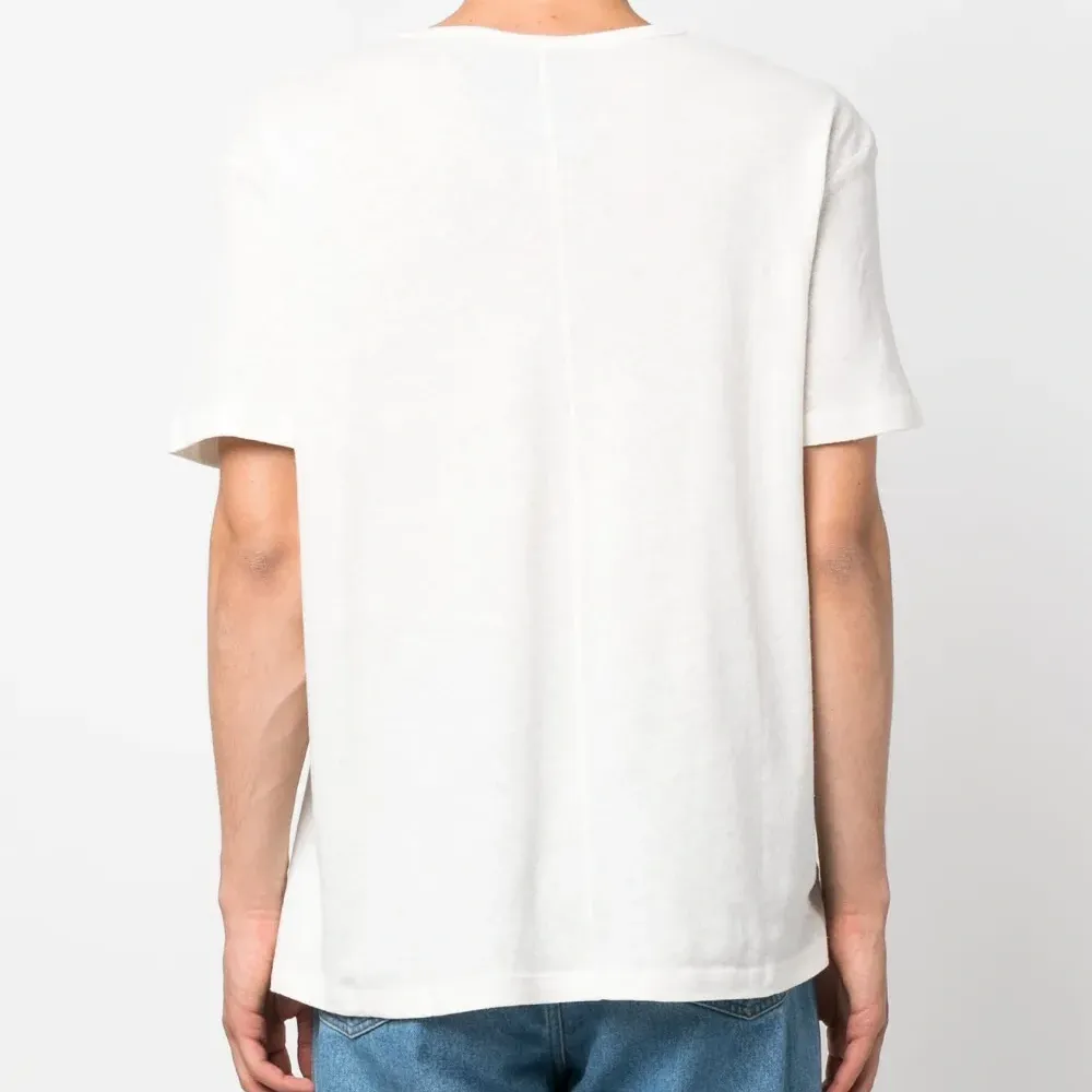 Футболка с круглым вырезом