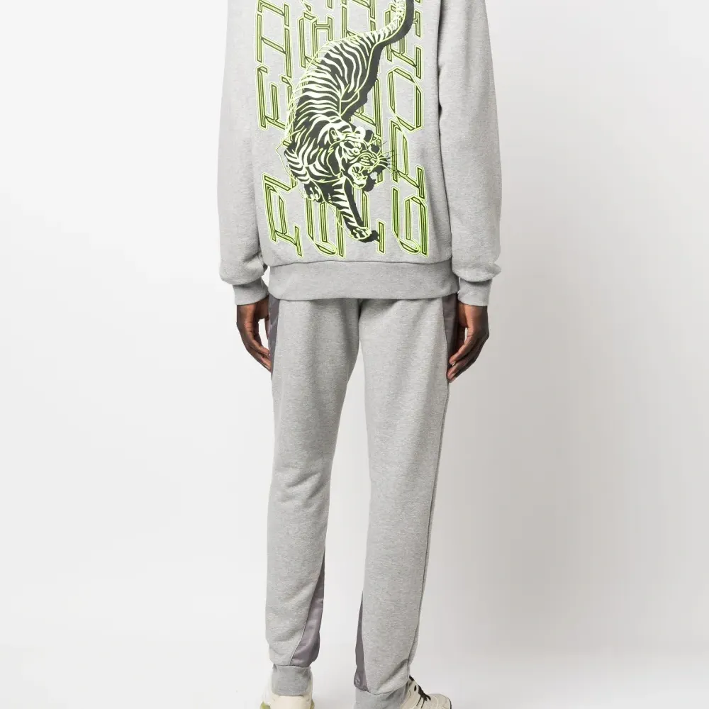 Худи Tiger с логотипом