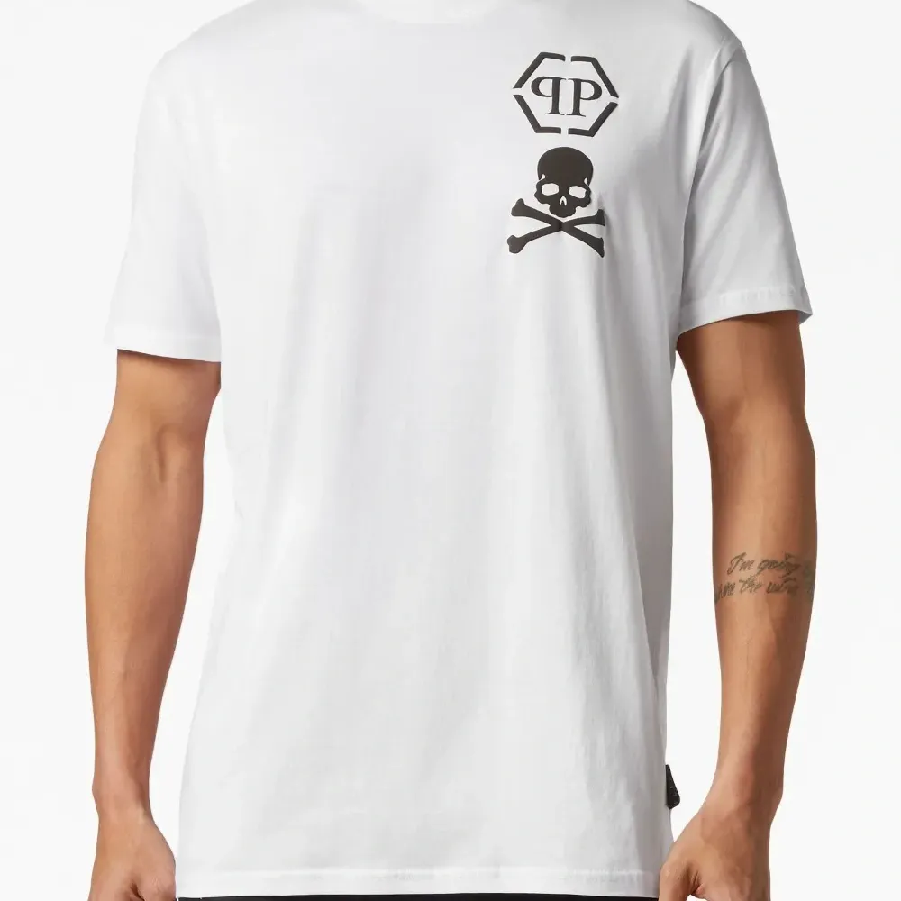 Футболка с принтом