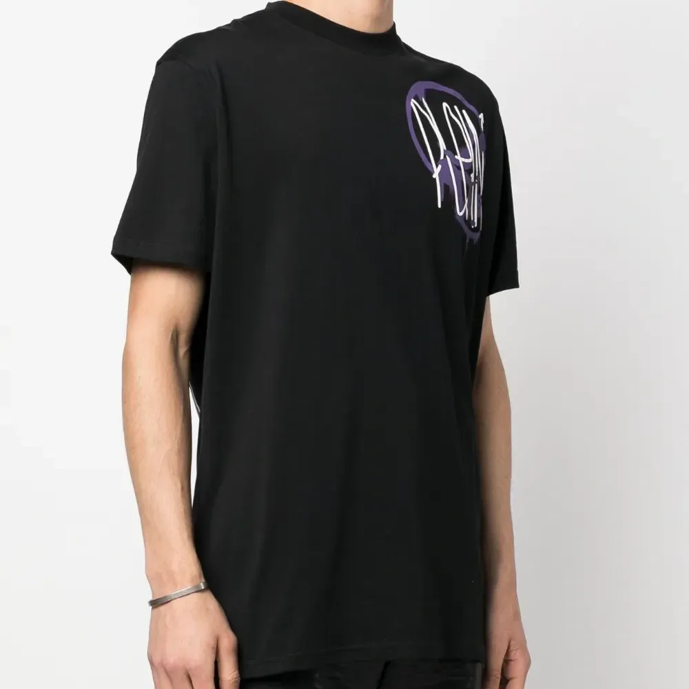 Футболка с графичным принтом