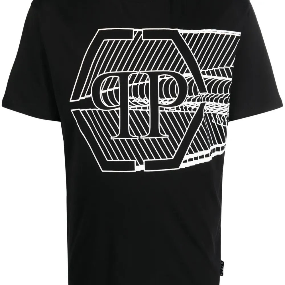 Футболка Skull&Bones с короткими рукавами