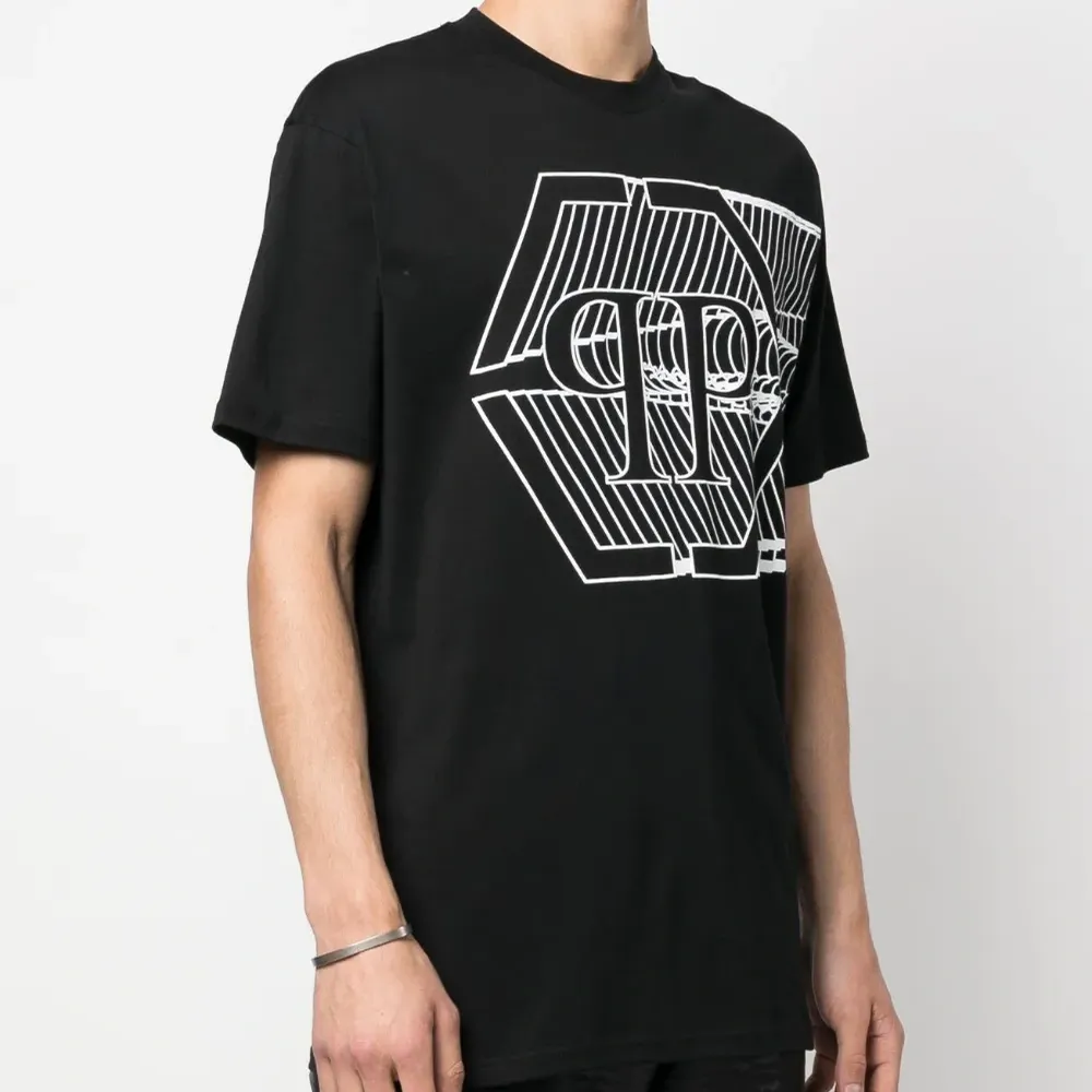 Футболка Skull&Bones с короткими рукавами