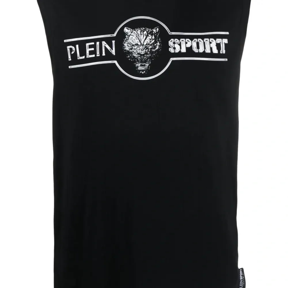 Топ с логотипом