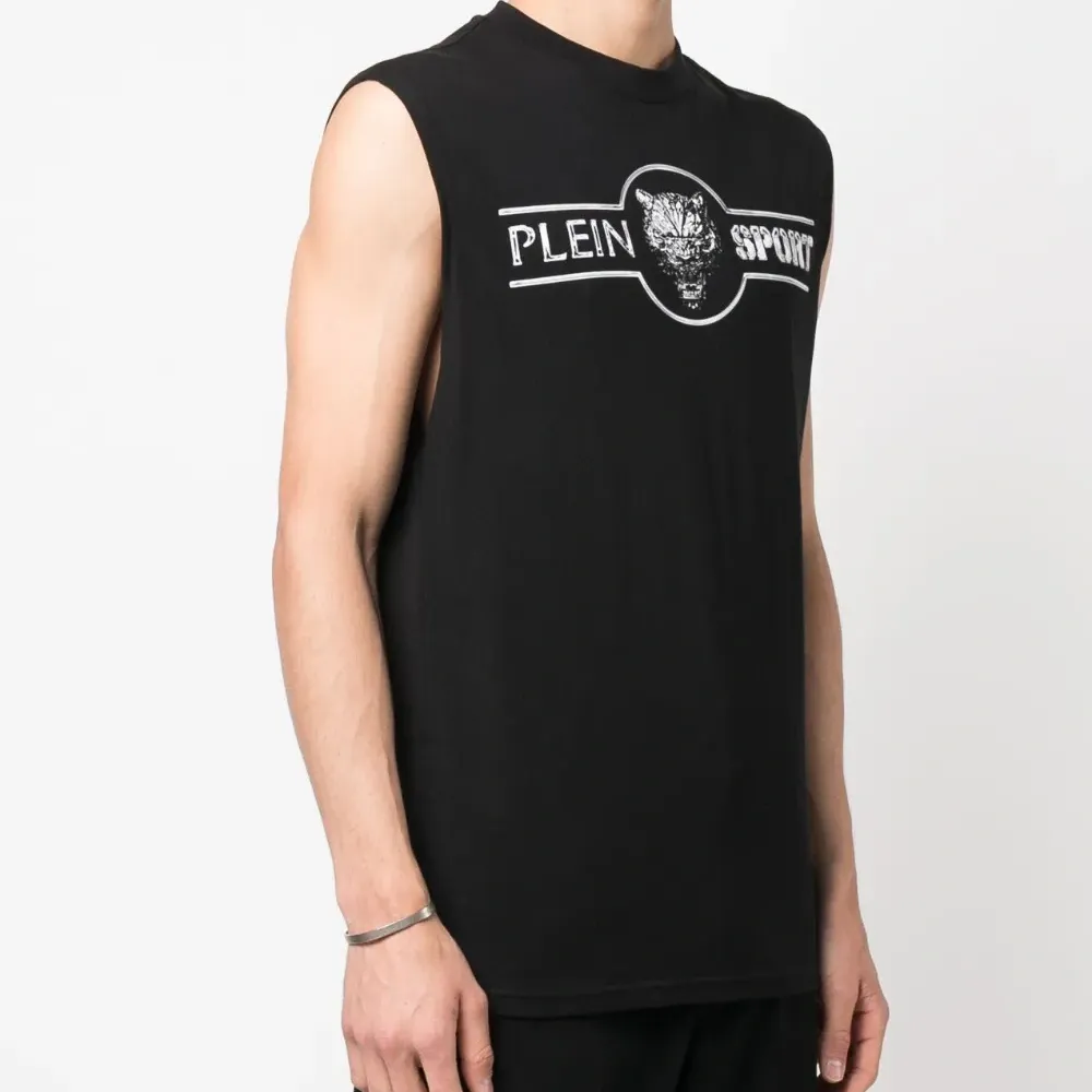 Топ с логотипом