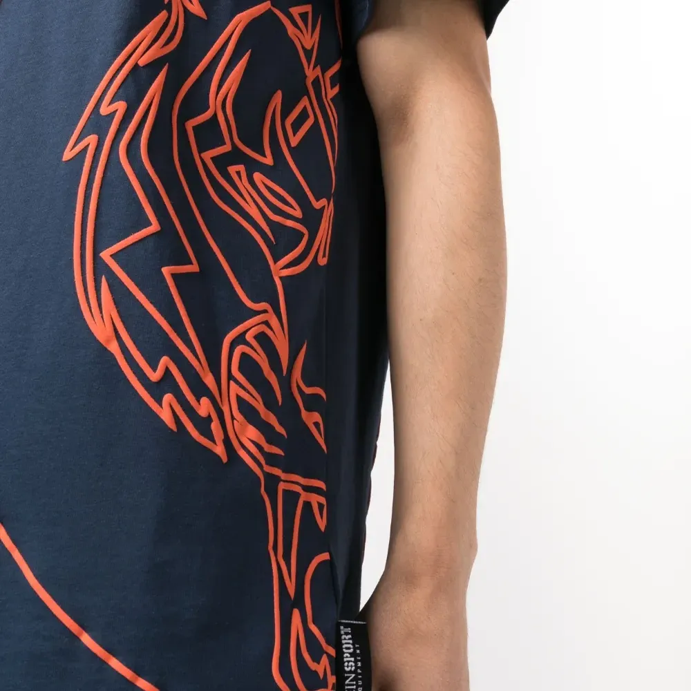 Футболка с графичным принтом