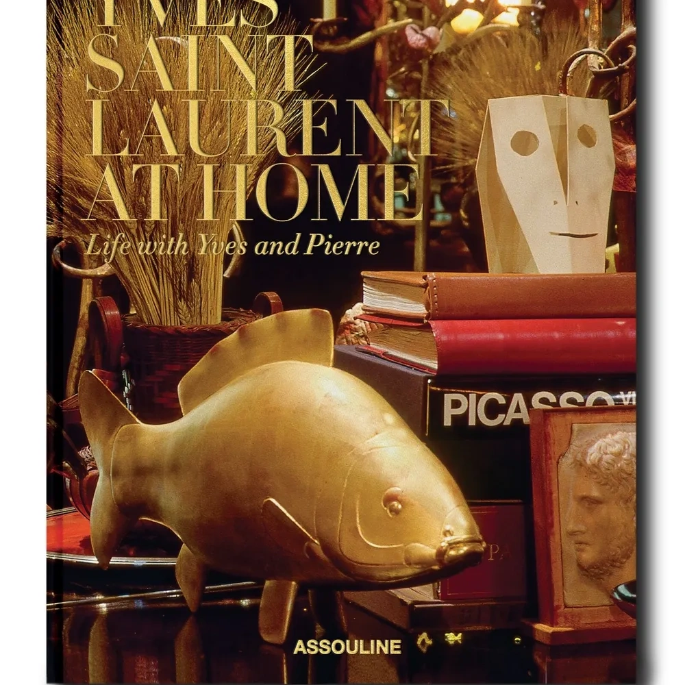 Книга Yves Saint Laurent At Home by Jacques Grange