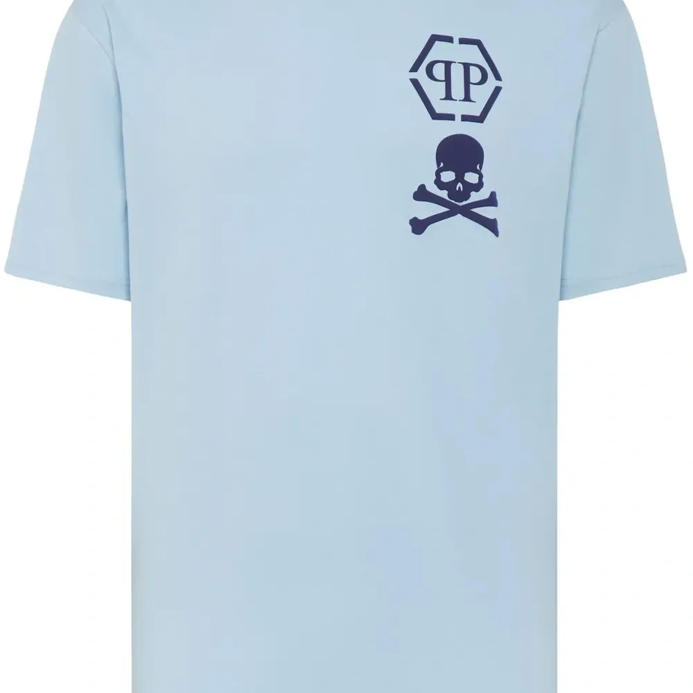 Футболка с логотипом