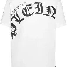 Футболка с логотипом