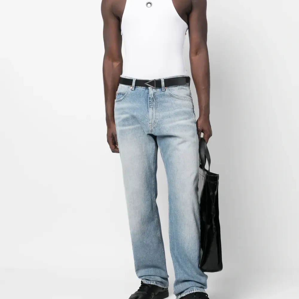 Топ с вышивкой