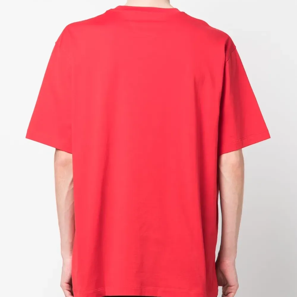 Футболка с логотипом