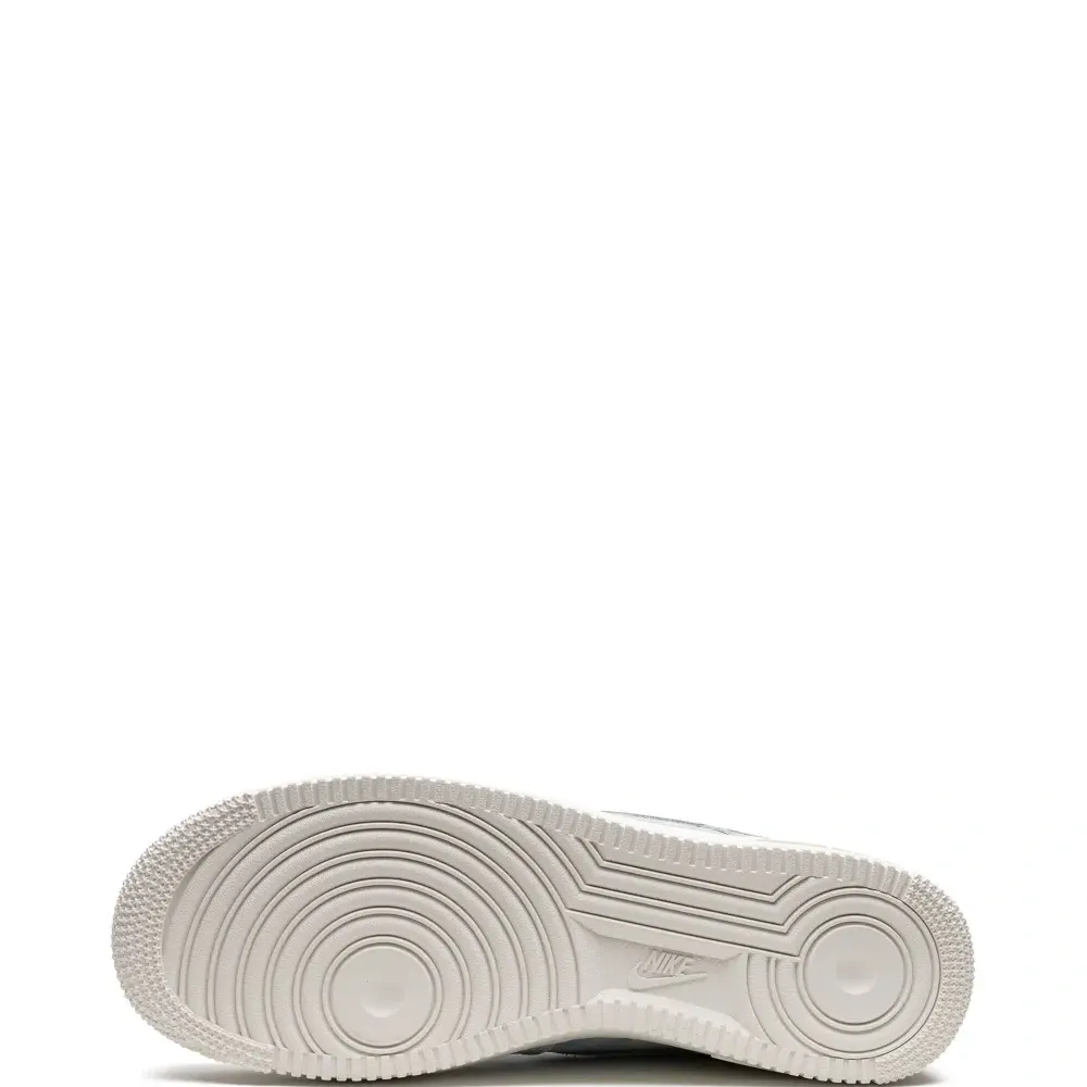 Кроссовки Air Force 1 Low SE Clouds