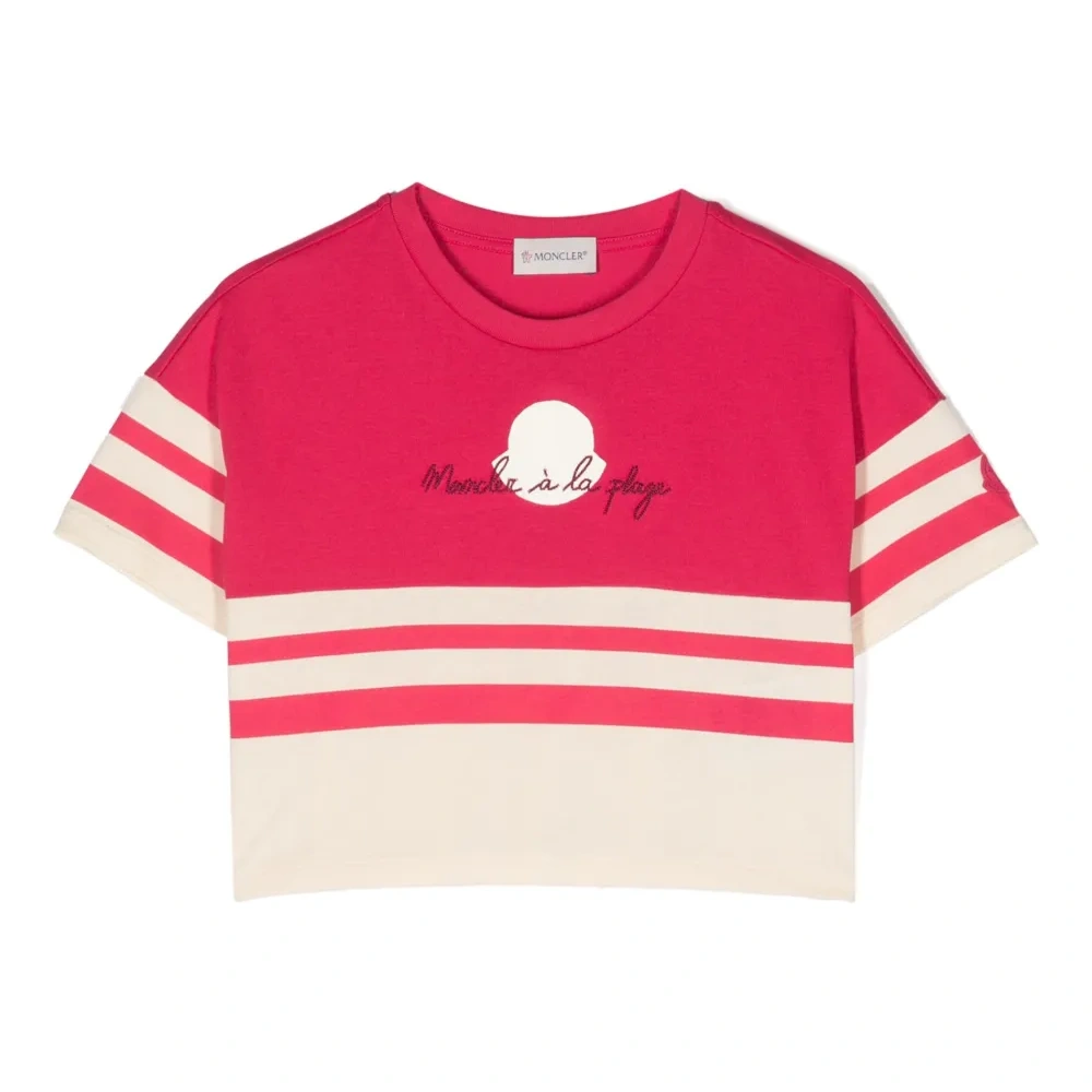 Футболка с вышитой надписью