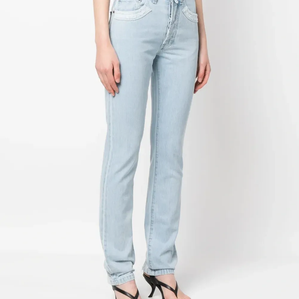 Прямые джинсы Double Shift с прорезями