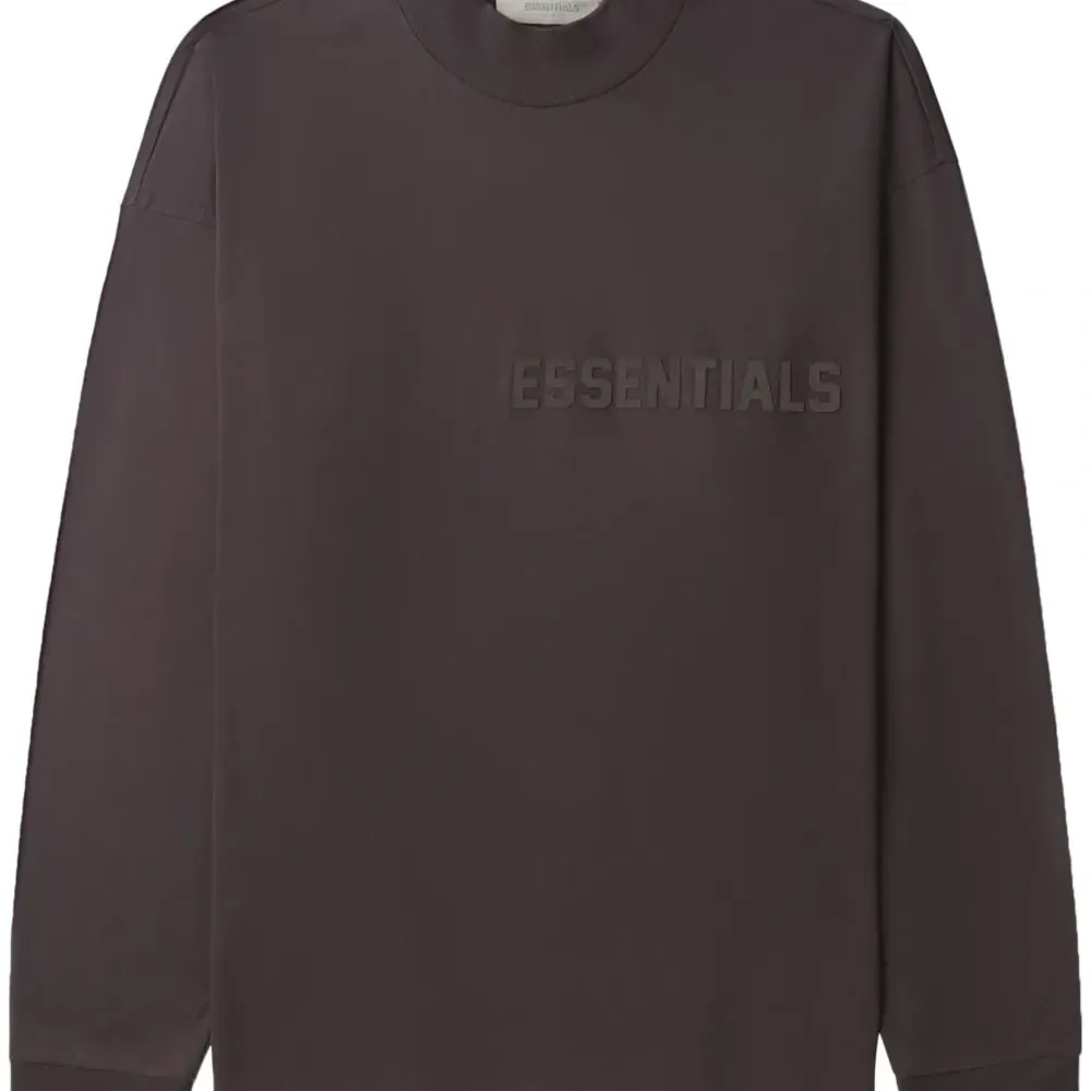 Футболка с длинными рукавами и логотипом