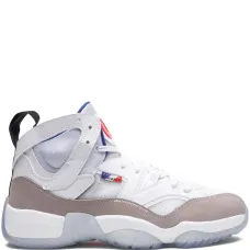 Кроссовки Jumpman Two Trey из коллаборации с PSG