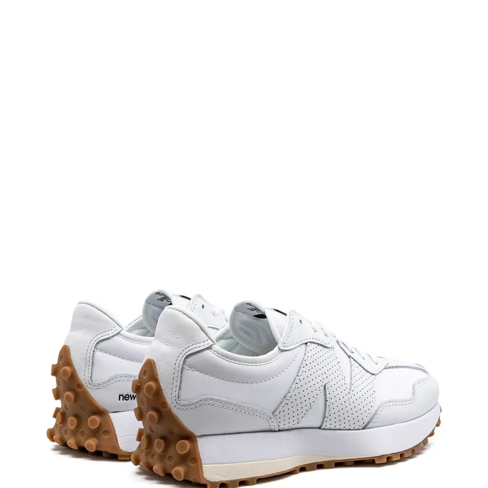 Кроссовки 327