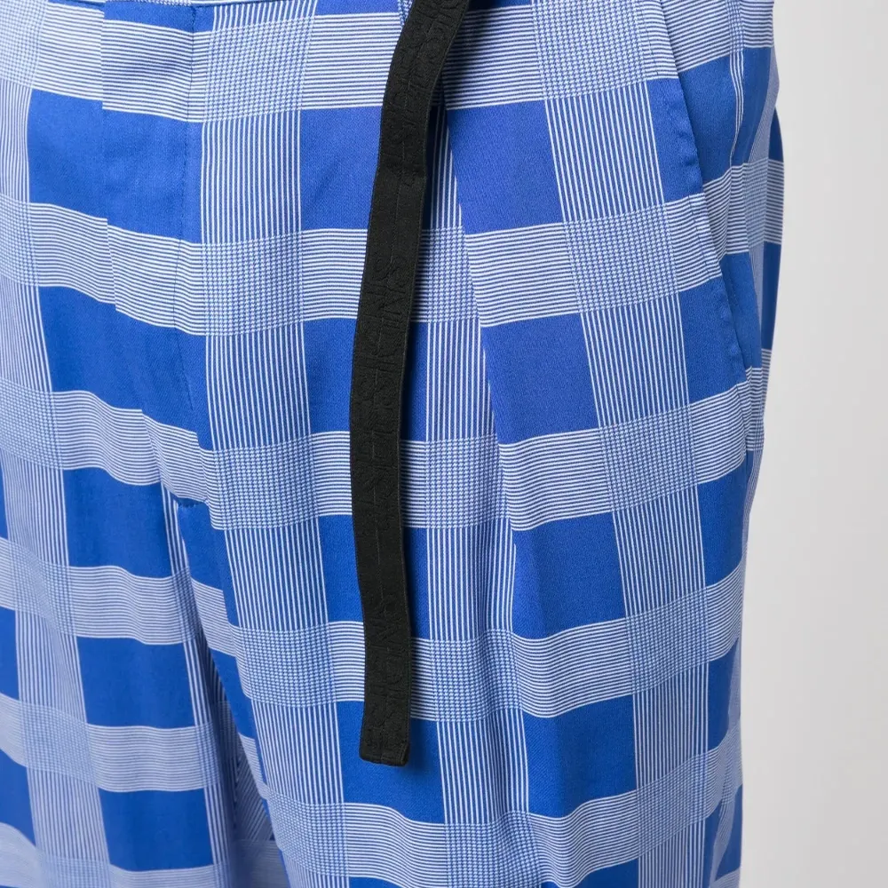 Брюки в клетку