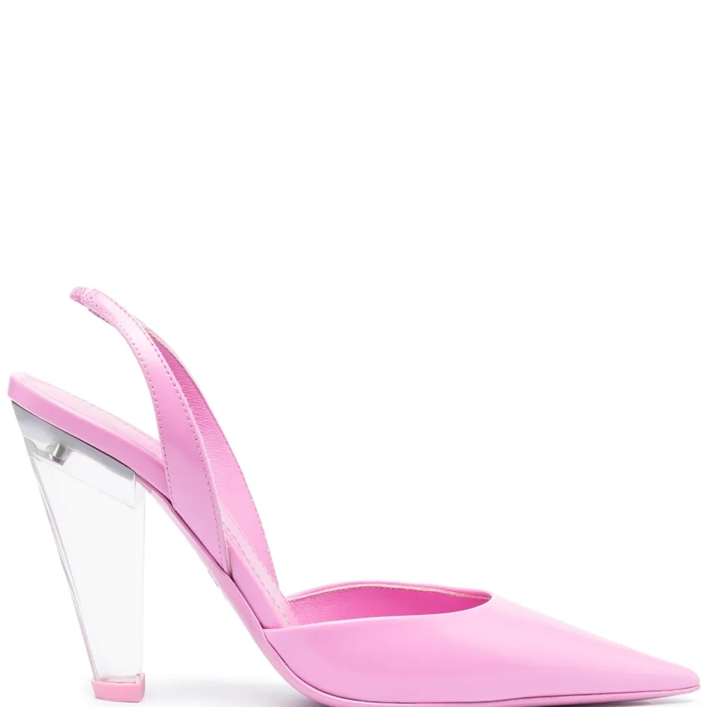 Туфли с ремешком на пятке