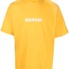 Футболка с логотипом