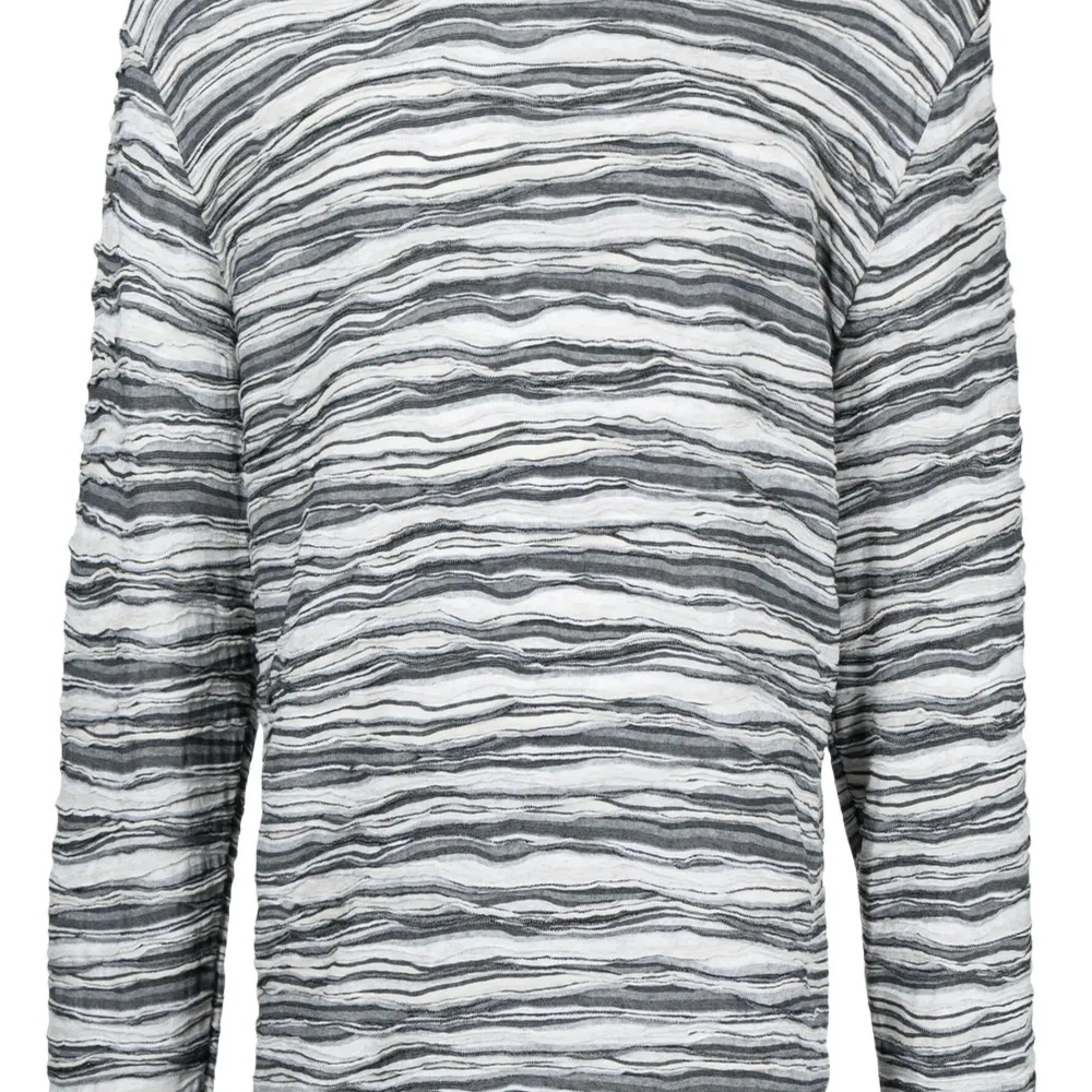 Футболка с длинными рукавами и графичным принтом