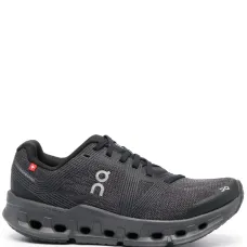 Кроссовки на шнуровке