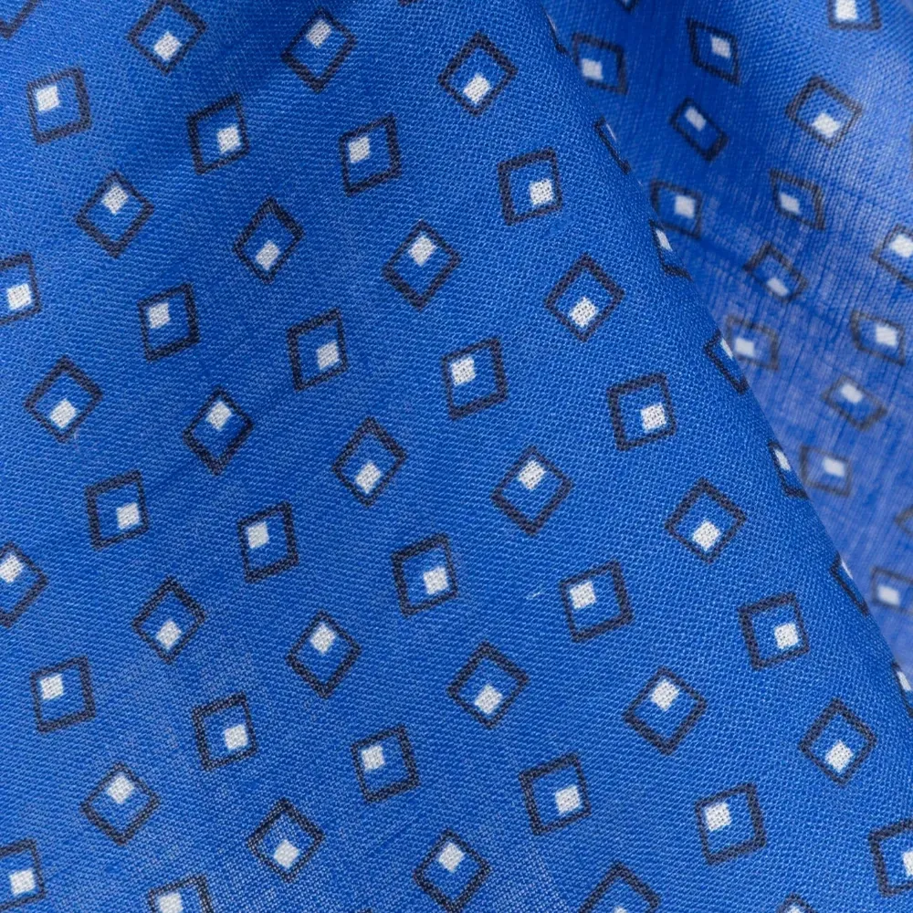 Платок-паше с графичным принтом