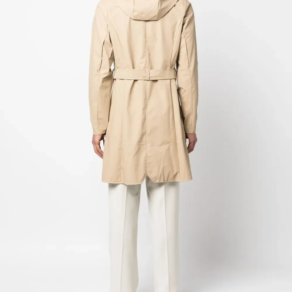 Плащ с капюшоном и поясом