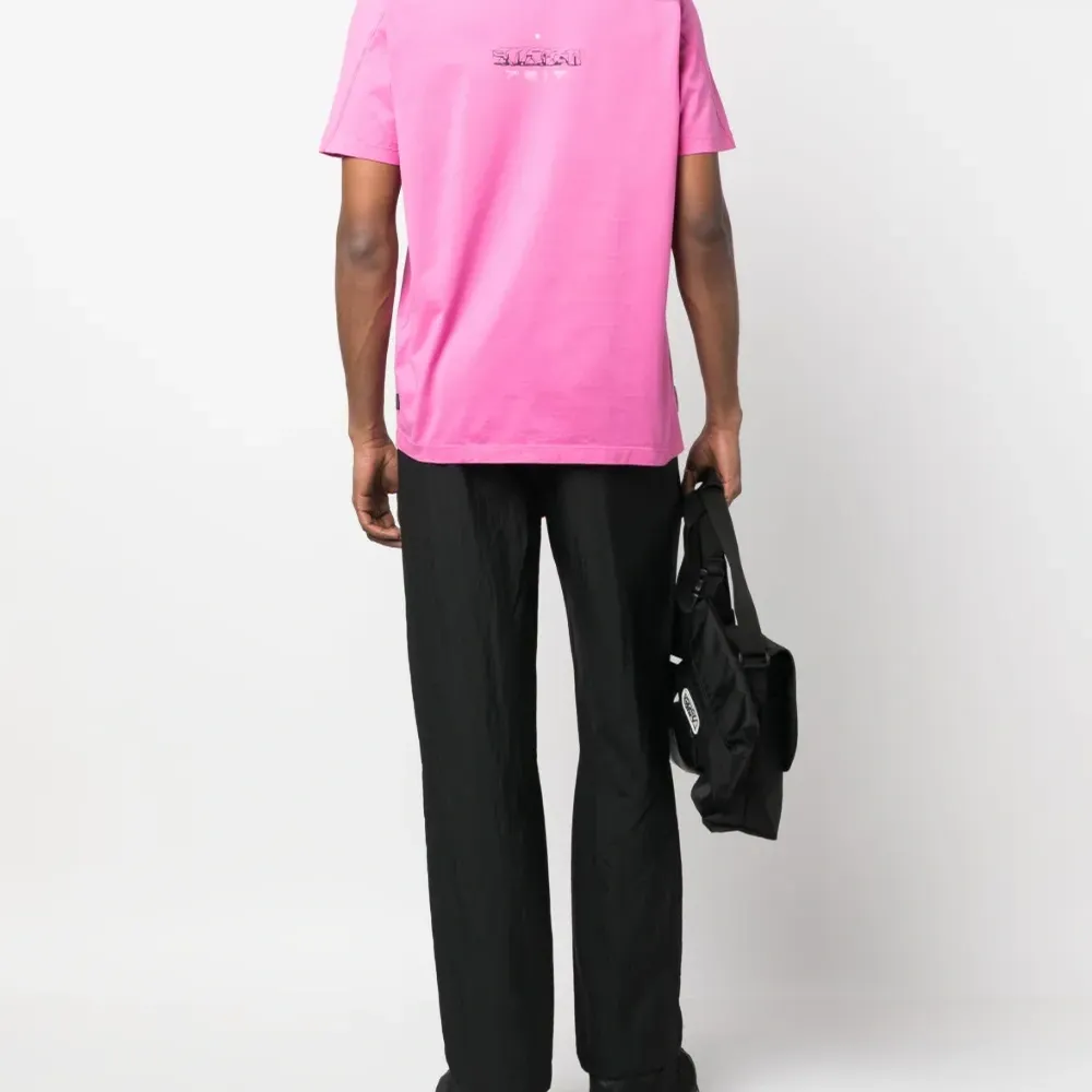 Футболка с графичным принтом