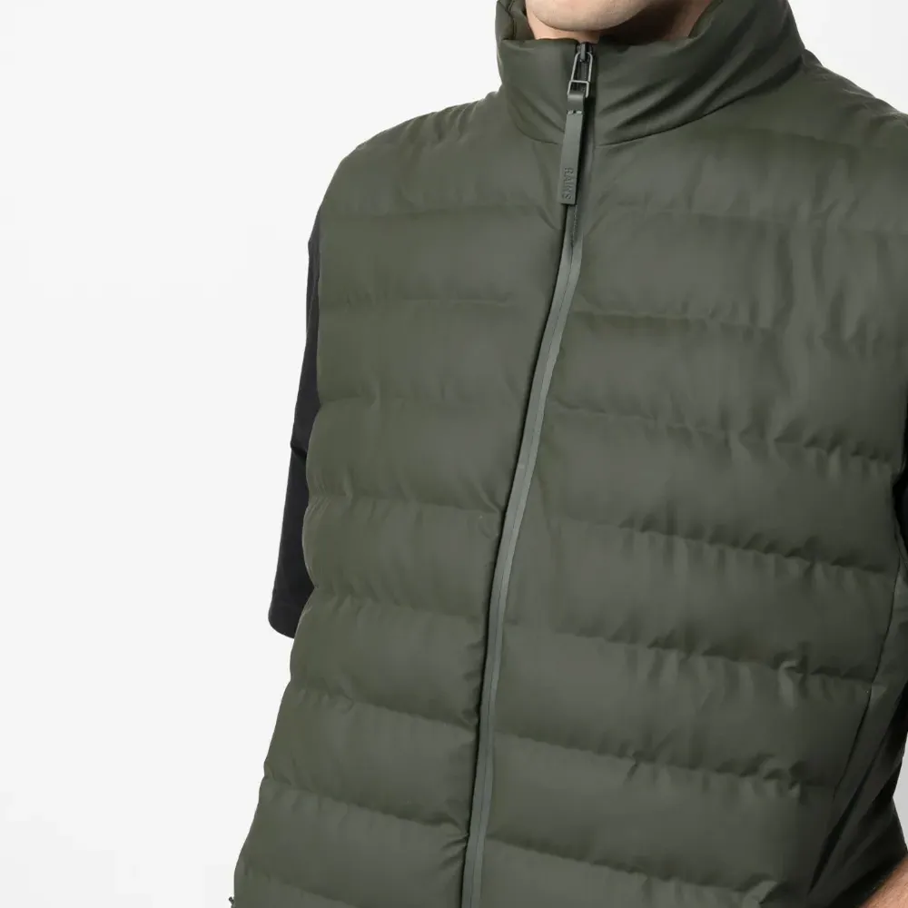 Дутый жилет