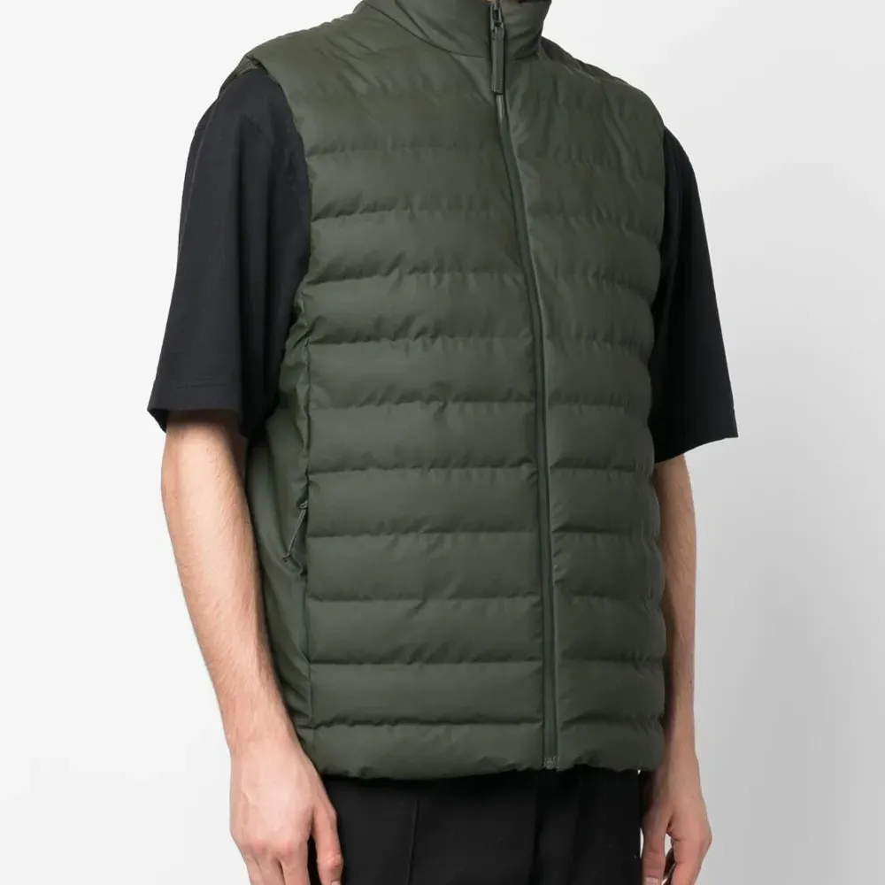 Дутый жилет