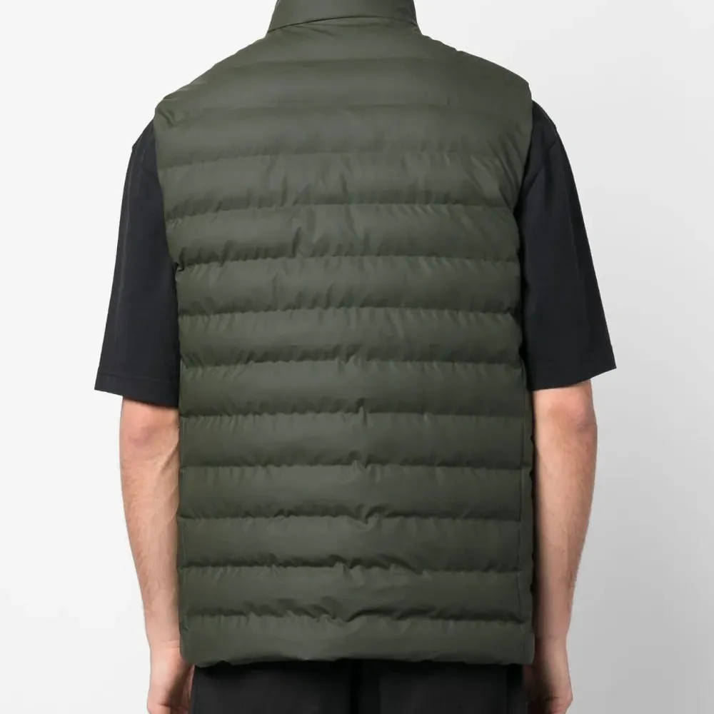 Дутый жилет