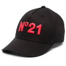 Бейсболка с вышитым логотипом