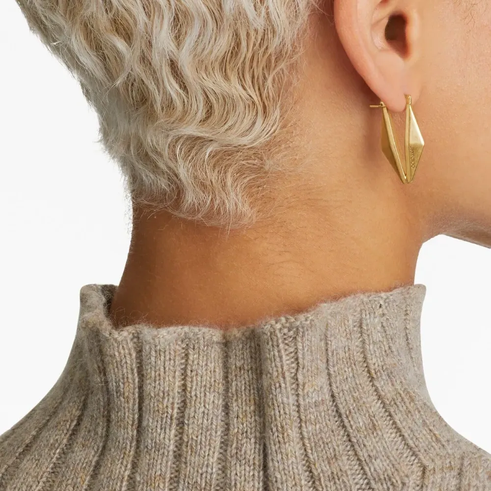 Серьги с логотипом