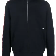 Бомбер с логотипом Бомбер с логотипом