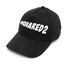 Бейсболка с нашивкой-логотипом