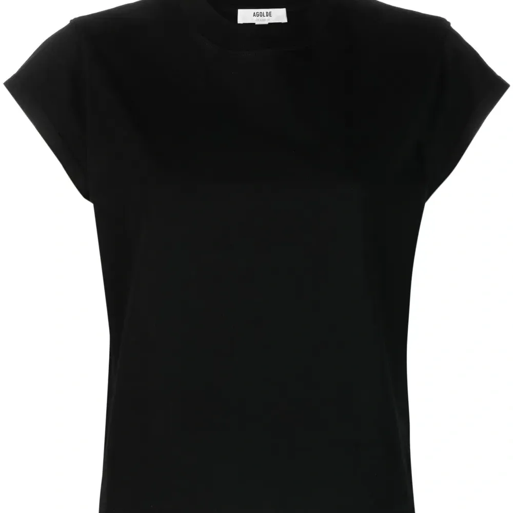 Футболка с круглым вырезом