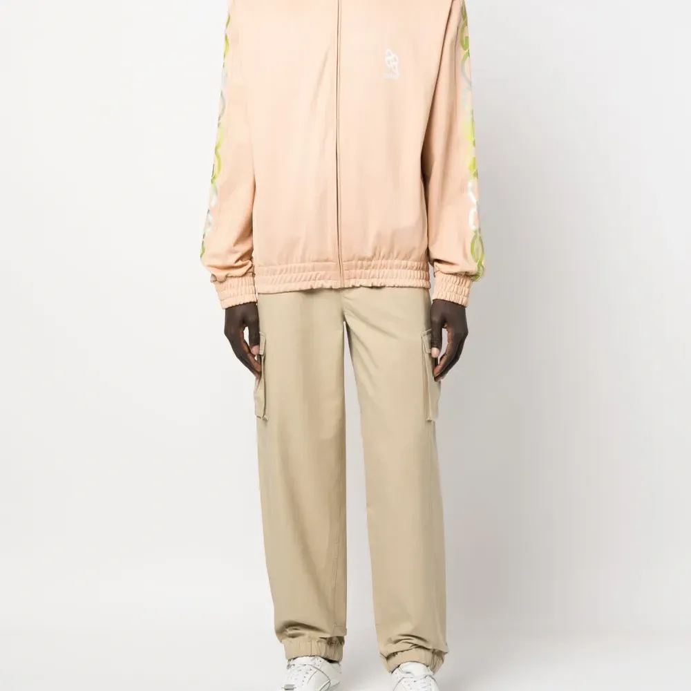 Толстовка со светоотражающим логотипом