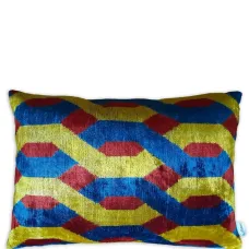 Бархатная подушка с геометричным принтом