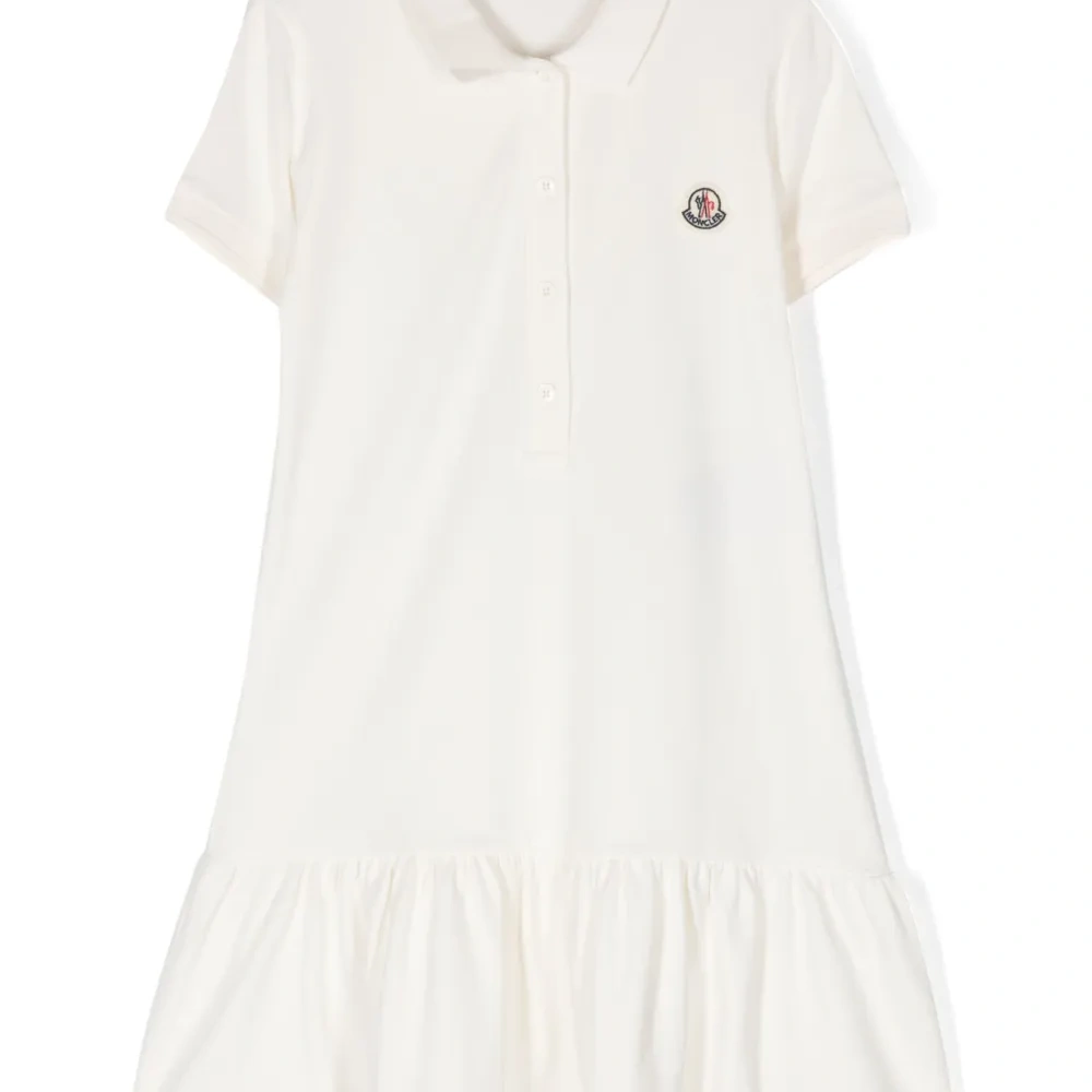 Платье с воротником поло и нашивкой-логотипом