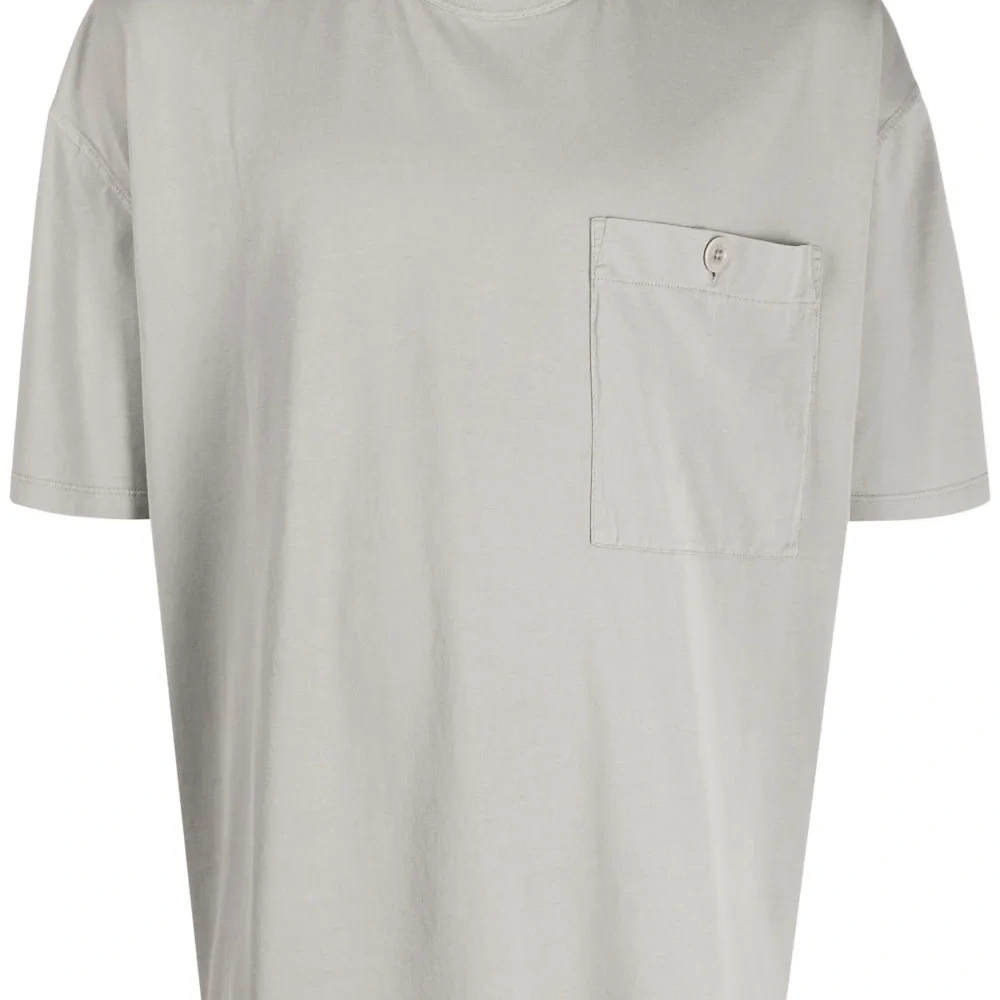 Футболка с нашивкой-логотипом