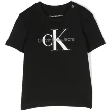 Футболка с логотипом