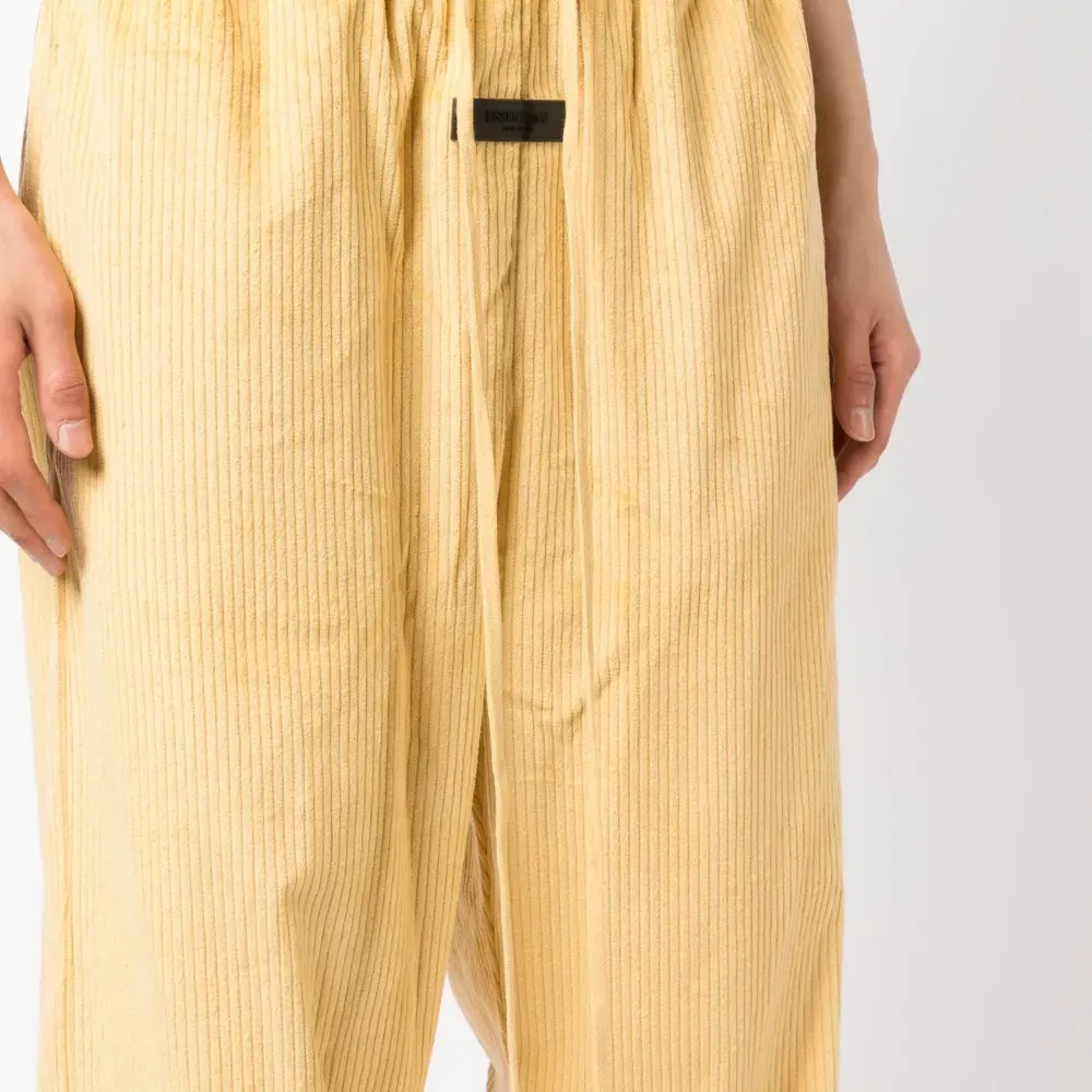 Вельветовые спортивные брюки с кулиской