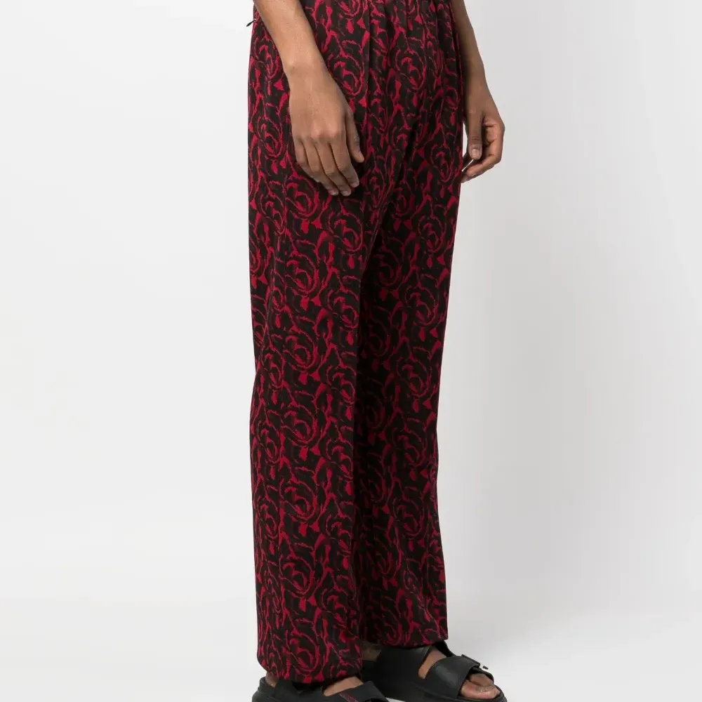 Брюки в клетку