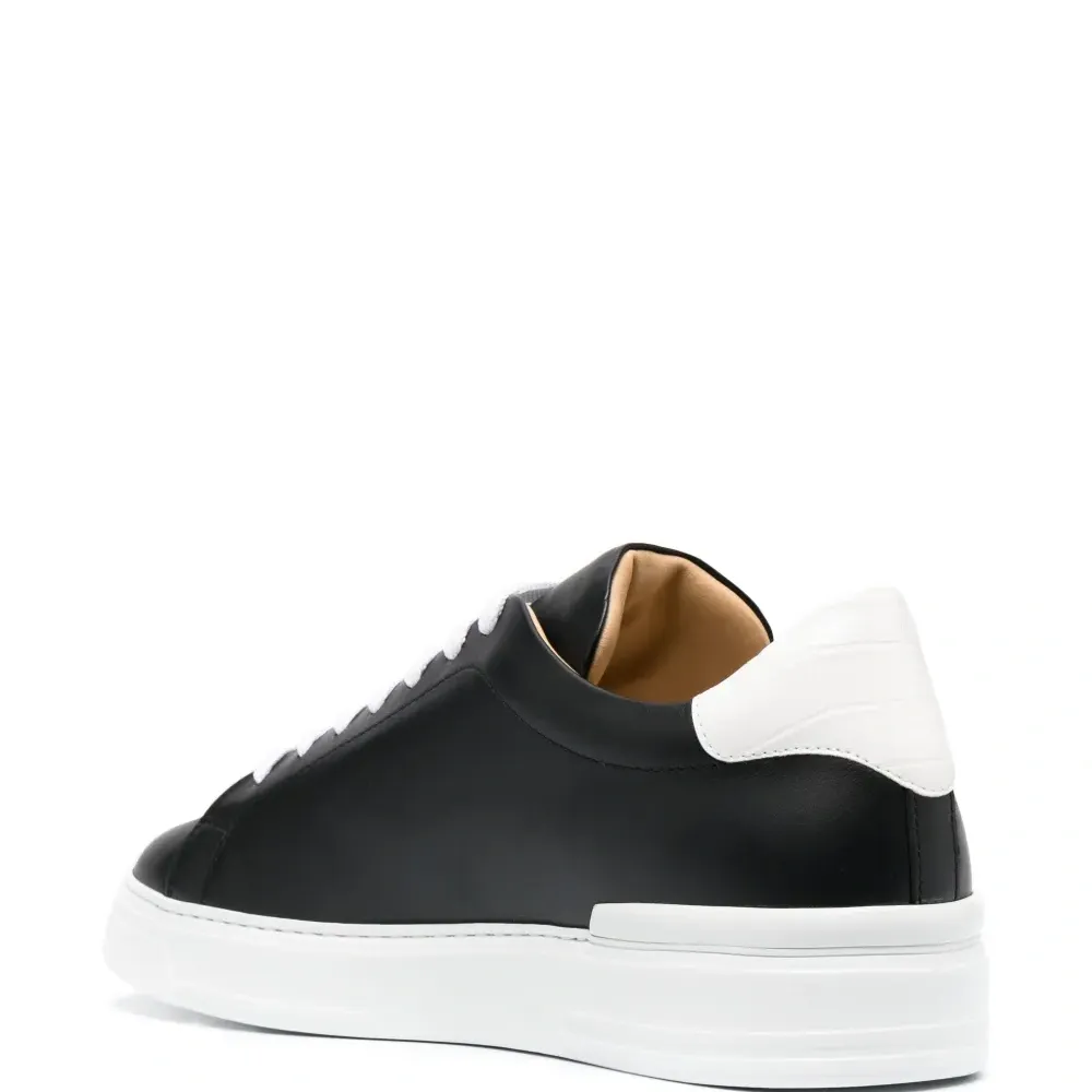 Кеды с логотипом