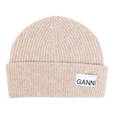 Шапка бини в рубчик с нашивкой-логотипом