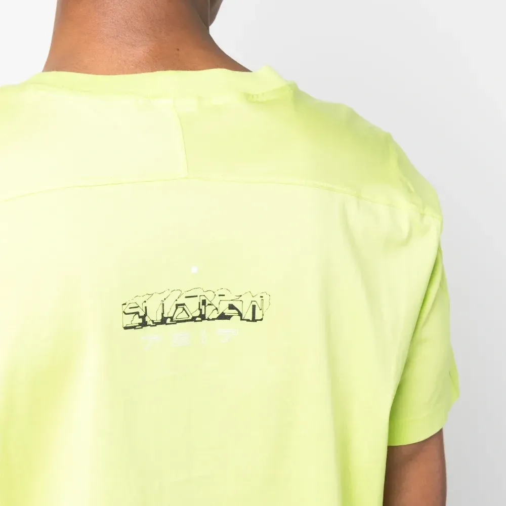 Футболка с логотипом